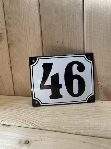 Smaltovaná cedule "46"