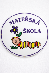 Smaltovaná cedule MATEŘSKÁ ŠKOLA - stonožka - ovál 67x52 cm